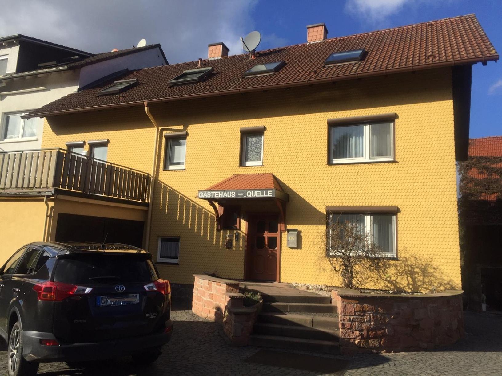 Gaestehaus Zur Quelle Wächtersbach Exteriör bild