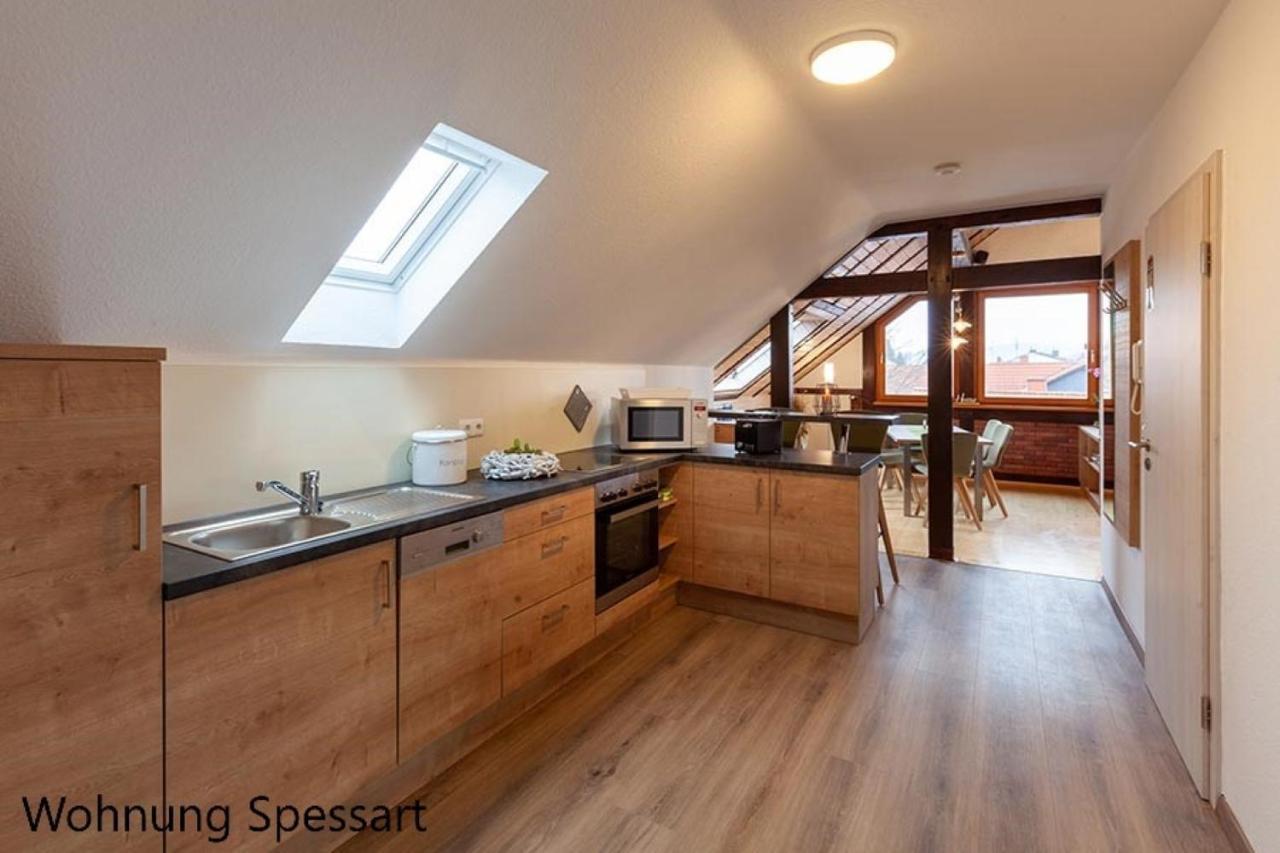 Gaestehaus Zur Quelle Wächtersbach Exteriör bild