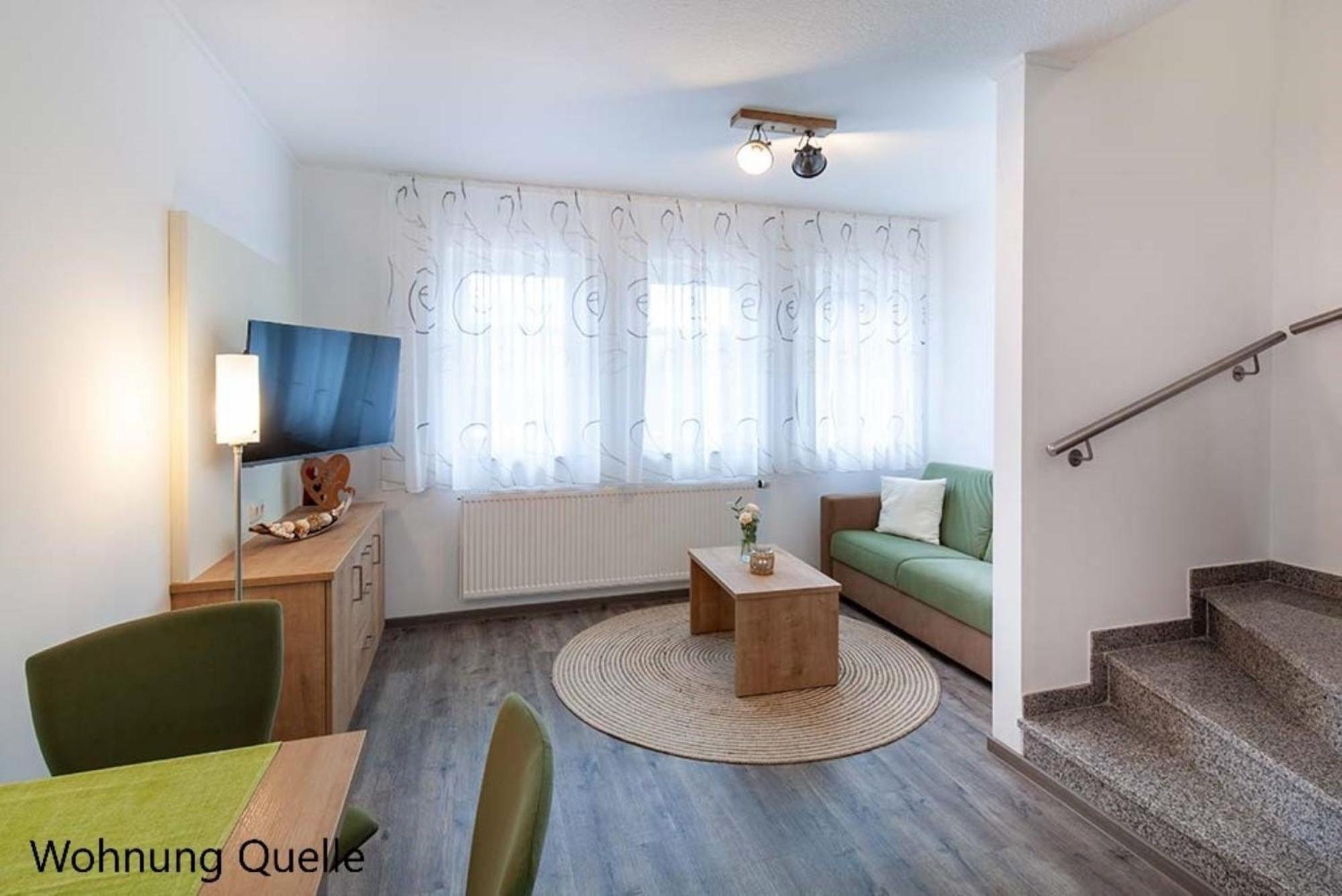 Gaestehaus Zur Quelle Wächtersbach Exteriör bild